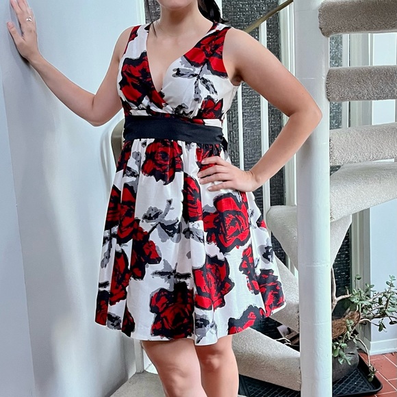 Vintage floral print cocktail dress - Picture 2 of 7